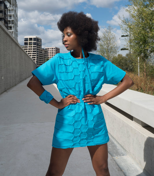 T-Shirt Robe à motifs héxagonaux Laurie-Gami Collection HoneyComblue